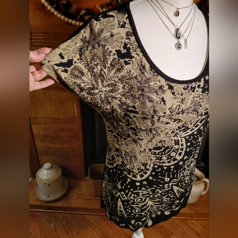 French Blue Lady's Baroque Tee Metallic Gold/Black
